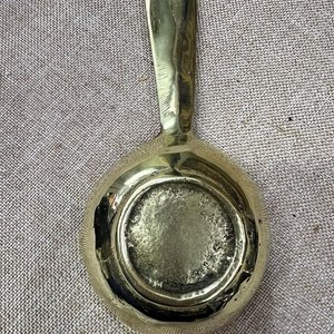 Lote de 2 Ceniceros Decorativos Antiguos: Bronce y Metal Esmaltado - imagen 8