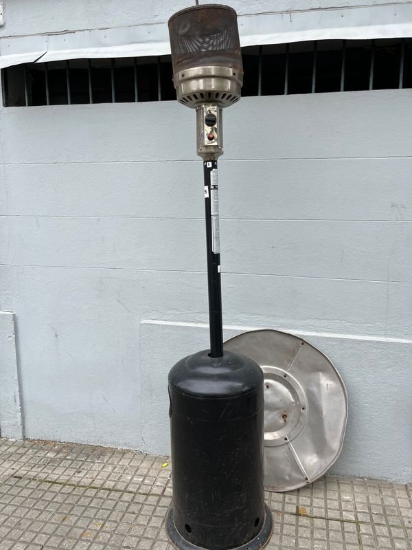 Hongo Calefactor a Gas Exterior Negro con Reflector - imagen 1