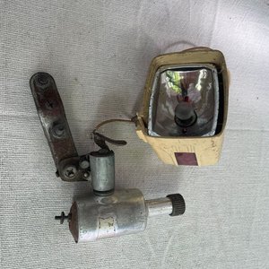 Dinamo y Luz para Bicicleta Moderno - imagen 1
