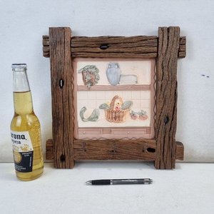 Set de 2 Cuadros Decorativos: Porta Llaves Rústico y Figura Precolombina - imagen 3