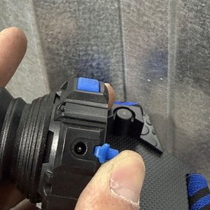 Faro Frontal Recargable con Zoom y Lente Ajustable - imagen 8