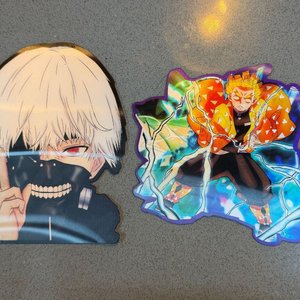 Lote siguiente: Stickers de Anime: Ken Kaneki y Zenitsu Agatsuma