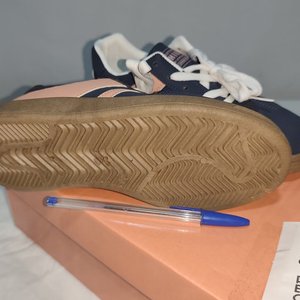 Zapatillas Deportivas Azul y Rosa Eco Cuero Talle 36 (35 UY) Nuevas - imagen 4