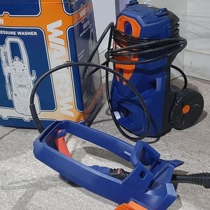 Hidrolavadora Wadfow 1800W Alta Presión con Accesorios - imagen 2