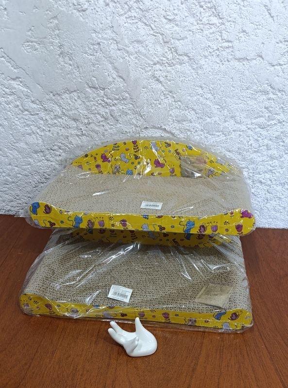 Lote siguiente: Rascadores para gato - Accesorios para mascotas