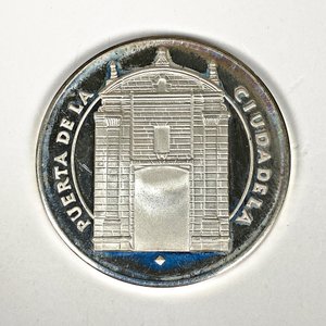 Moneda Conmemorativa Plata 250 Años Montevideo 1976 - imagen 3