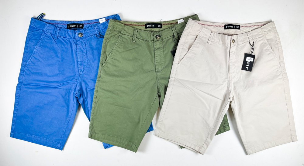 Lote siguiente: Tres Bermudas Zenit, color Azul, Oliva y Beige
