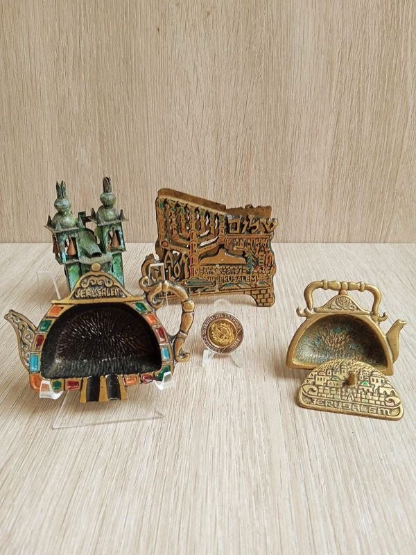 Item 884263 - Image 1