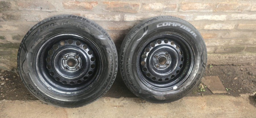 Dos Ruedas Completas con Llantas de Acero 175/70 R14