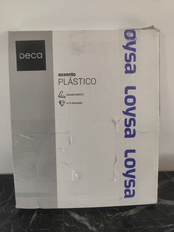 Tapa de Water Plástica Blanca Nueva en Caja Deca - imagen 1