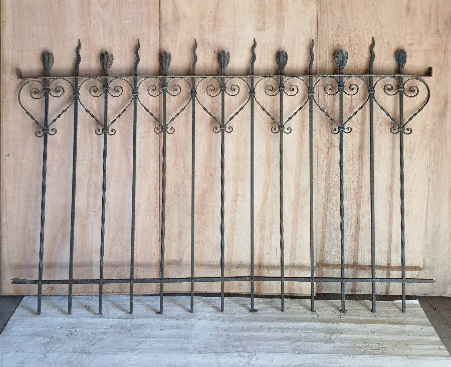 Puerta de hierro antigua para decoración - imagen 2