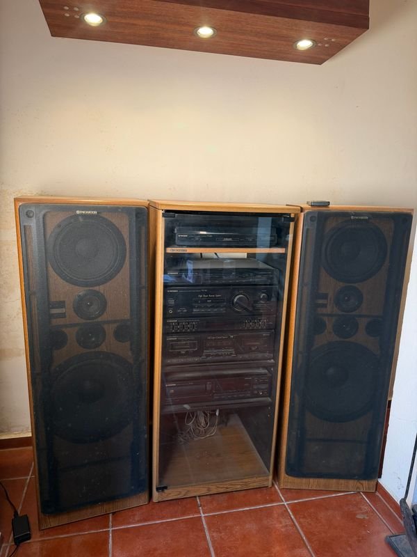 Equipo de Sonido Completo Pioneer con Parlantes