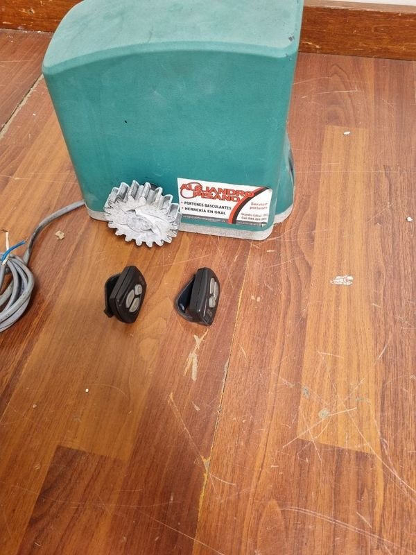 Item 843730 - Image 0