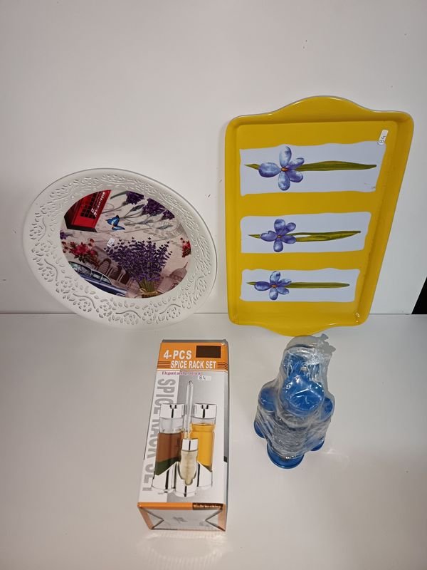 Set de Especias y Dos Bandejas de Melamina con Diseño - imagen 1