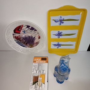 Lote anterior: Set de Especias y Dos Bandejas de Melamina con Diseño