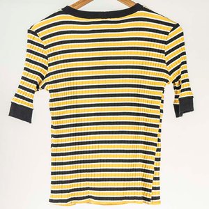 Remera Zara Rayada Negra y Amarilla Talle L - imagen 2