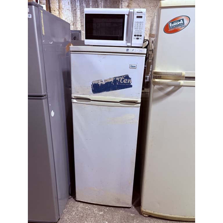 Lote siguiente: Electrodomésticos en mal estado