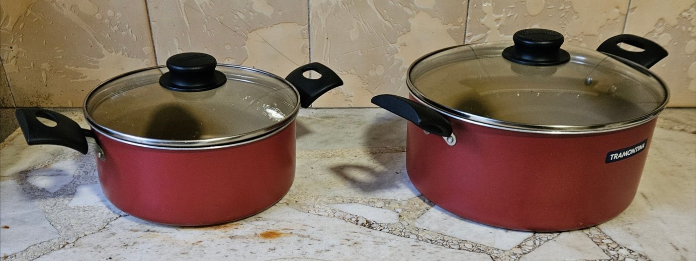 Set de 2 Ollas Tramontina Rojas con Tapa de Vidrio