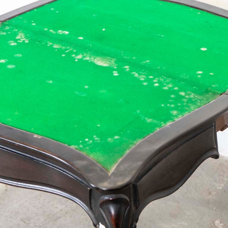 Mesa de juego estilo francesa con detalles en el lustre - imagen 3