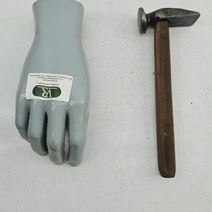 Martillo de Chapista Pequeño con Mango de Madera - imagen 3