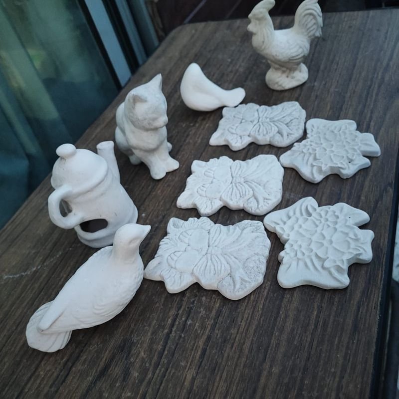 Colección de Figuritas Cerámicas Blancas - imagen 2