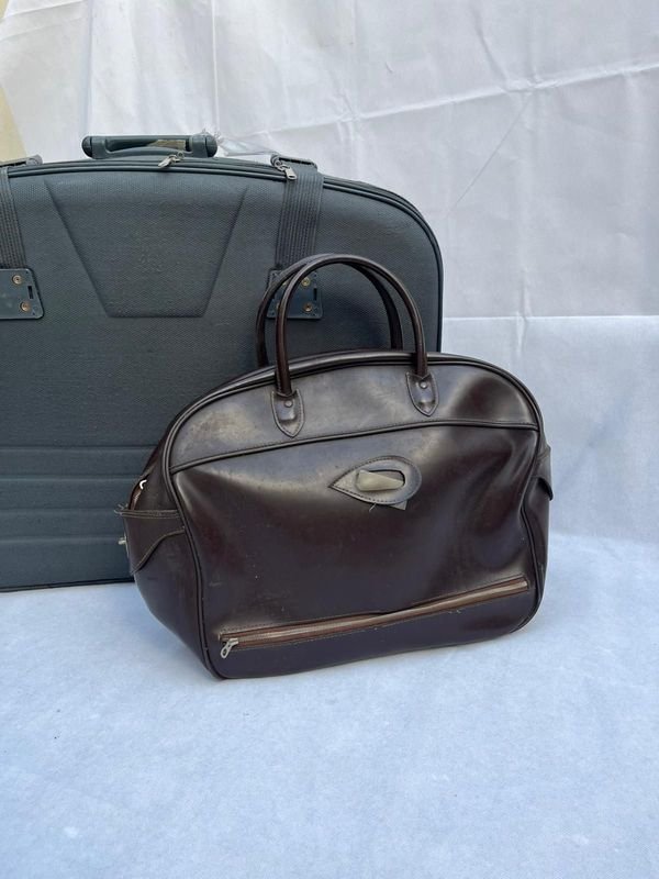 Item 877139 - Image 1