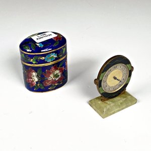 Caja y Reloj de Sobremesa de Bronce y Esmalte Estilo Art Decó - imagen 1