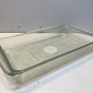 Juego de 3 piezas: Fuente de vidrio Pyrex con tapa azul, fuente de vidrio y canasto de mimbre - imagen 4