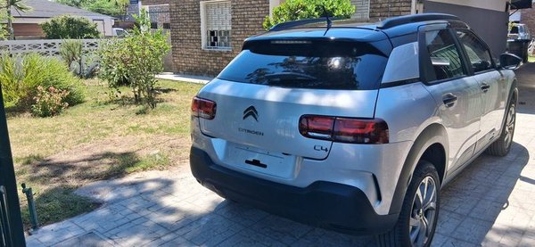 Citroen C4 Cactus 2023, Año Nuevo con Kilometraje Bajo - imagen 3