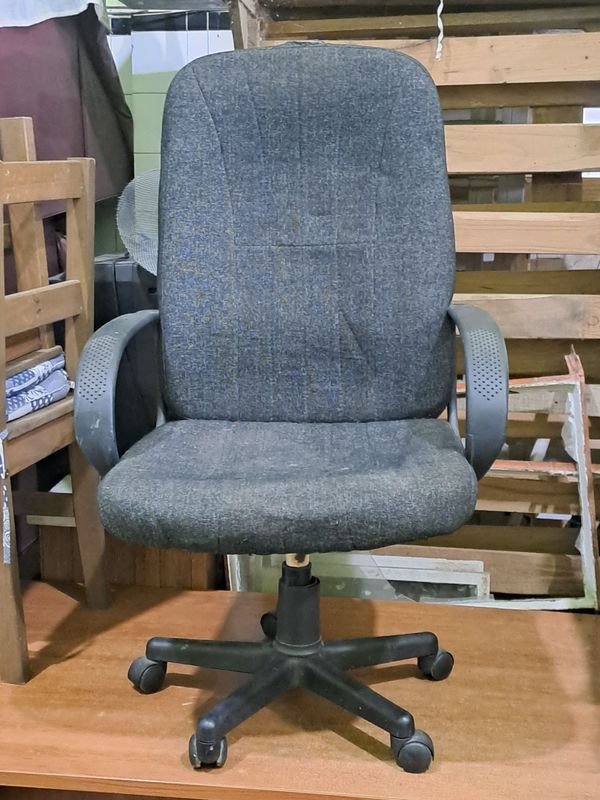 Item 868987 - Image 0