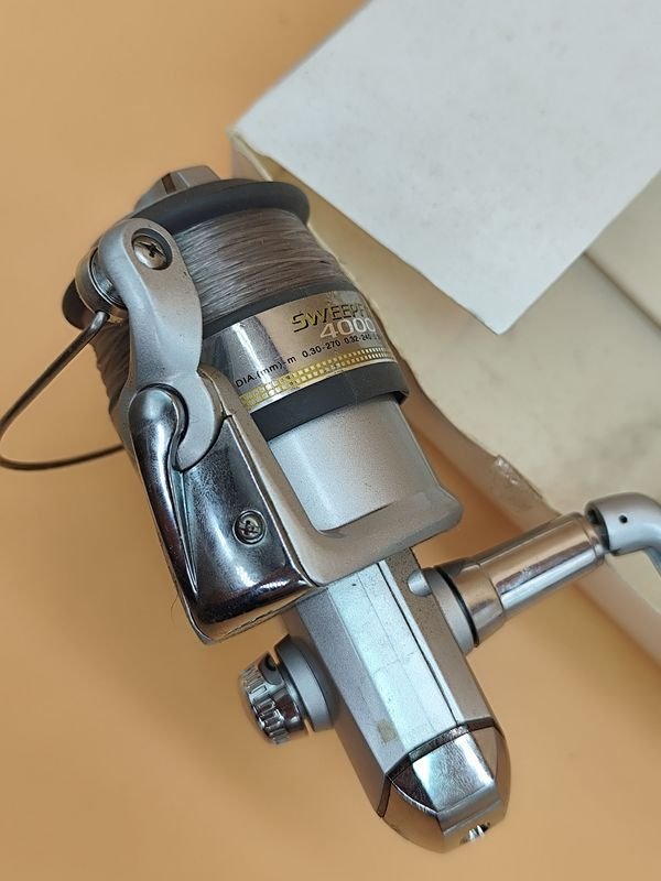 Reel frontal Daiwa Sweepfire 4000 - NUEVO SIN USO ALGUNO - imagen 2