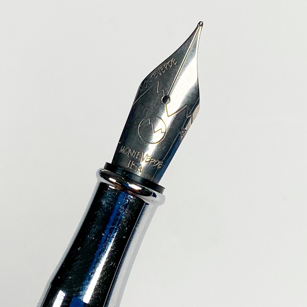 Lapicera pluma MONTEVERDE, tornasolada con estuche - imagen 2