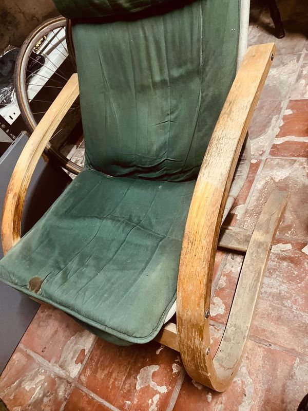 Silla Reclinable con Mueble de Madera - imagen 3