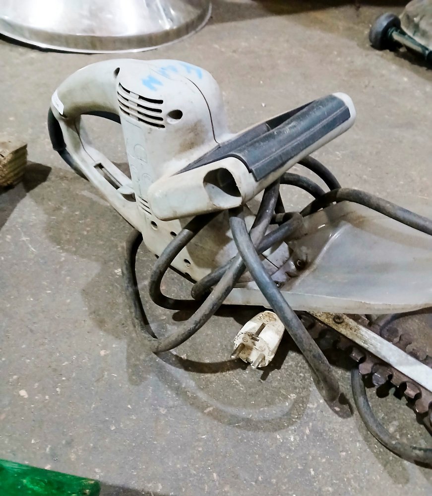 Drill y rastrillo eléctrico para jardinería - imagen 4