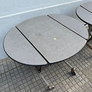 Par de Mesas Plegables con Alas y Ruedas - imagen 2
