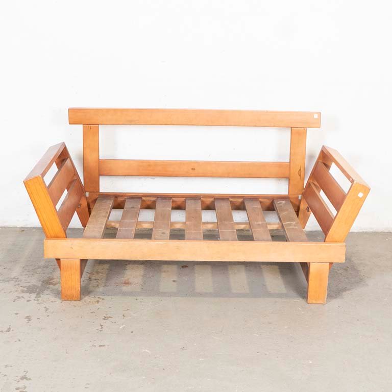 Item 2102005 - Image 0