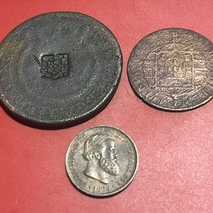 Lote de 3 Cobres del Imperio Luso-Brasileño, Siglo XIX, Uno con Escudete - imagen 2