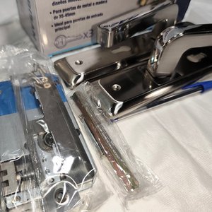 Juego de Cerradura Robisan Grande Metálica con Cerrojo y Llaves de Seguridad - imagen 4