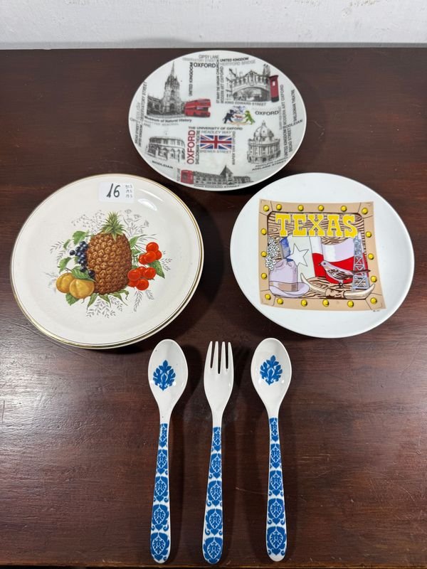 Lotes de platos y cubiertos de melamina en excelente condición - imagen 2