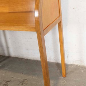 Escritorio de madera con alzada y dos cajones - imagen 3