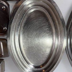 Lote de Fuentes, Mantequera y Dulcera de Acero Inoxidable - imagen 4