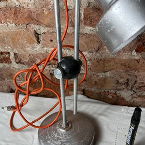 Lámpara de Escritorio Retro Metálica Ajustable - imagen 2