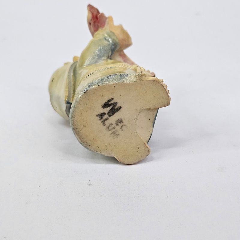 Figura de pescador de cerámica con base sellada - imagen 4