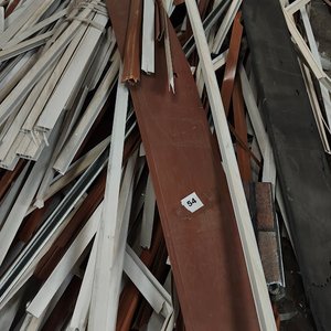 Lote de Perfiles y Recortes Metálicos y Plásticos Varios - imagen 3