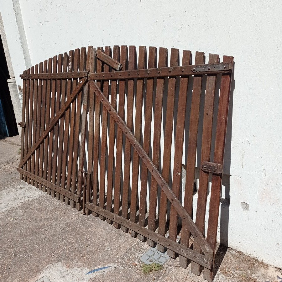 Item 16768 - Image 2