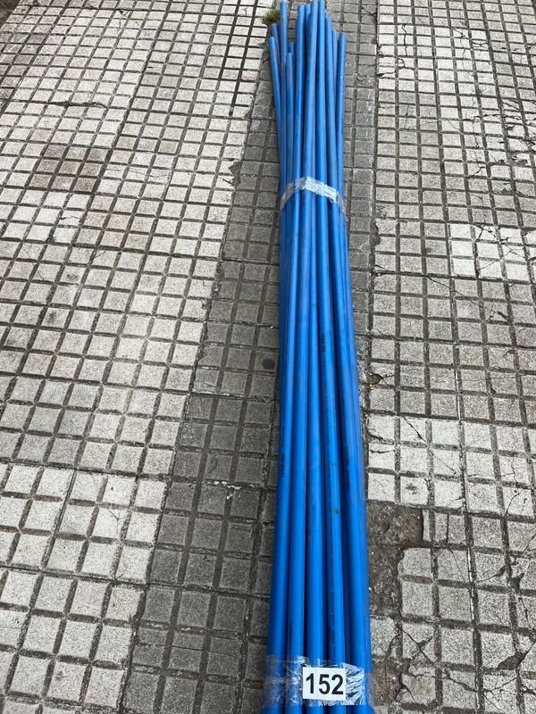 Tuberías de metal azul para industria - imagen 2