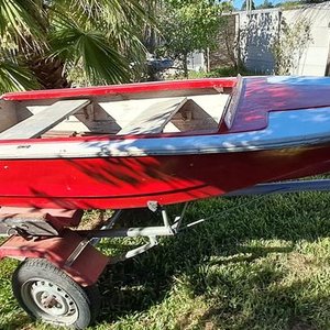 Lancha Pescadora Casco Casarino de Fibra de Vidrio con Trailer - imagen 18