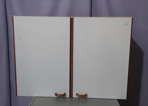 Mueble Aéreo Blanco con Puertas y Estantes - imagen 1