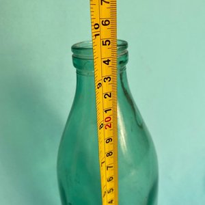 Antigua Botella conaprole de 1 litro. B). Altura 24.5 cm. - imagen 4