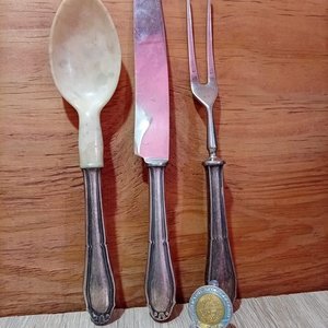 Juego de Cubiertos Antiguos: Pinche, Cuchara y Cuchillo Eberle de 28 cm - imagen 1